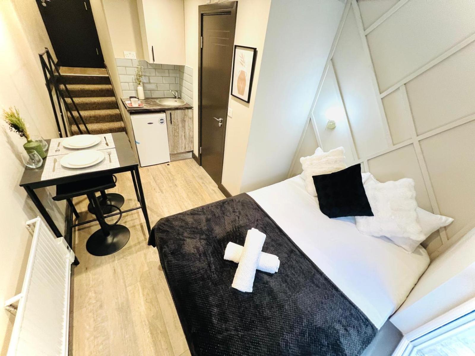 London 72 City Center Studio Top Location I Екстер'єр фото