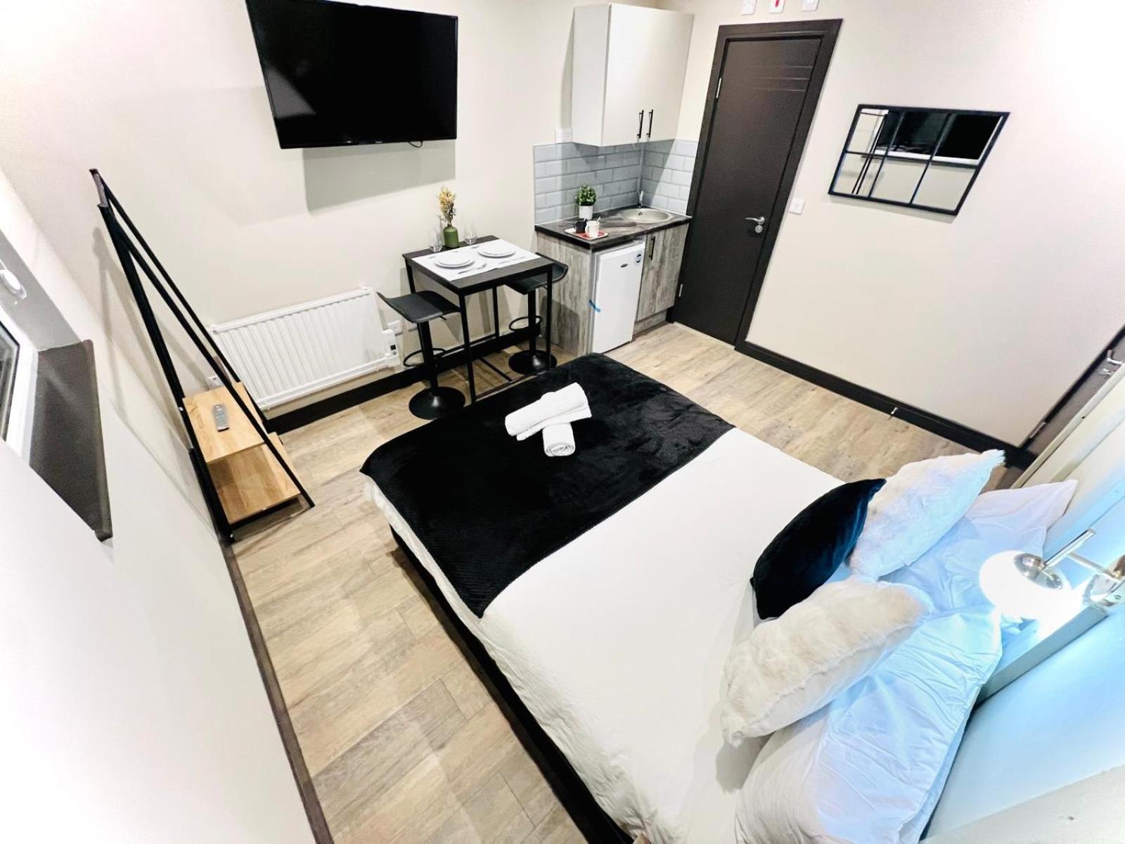 London 72 City Center Studio Top Location I Екстер'єр фото