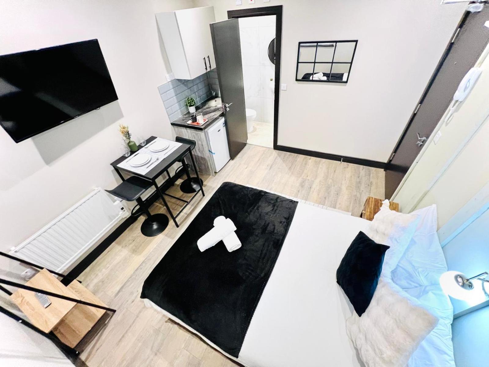 London 72 City Center Studio Top Location I Екстер'єр фото