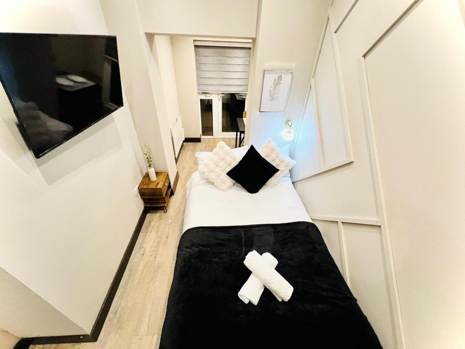London 72 City Center Studio Top Location I Екстер'єр фото